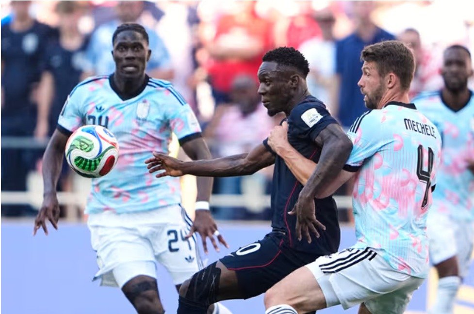 BÉLGICA  ELIMINÓ A EEUU Y YA NO QUEDA NINGUNO DE LOS ANFITRIONES EN EL MUNDIAL