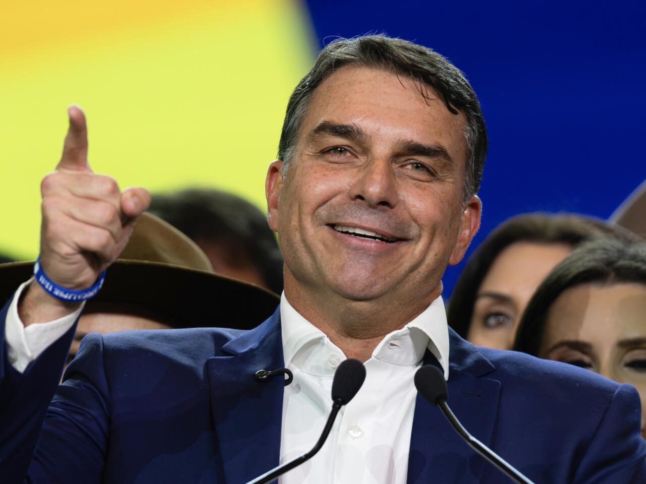 BRASIL: CON EL 65% ESCRUTADO, BOLSONARO SE ESTARÍA QUEDANDO A LAS PUERTAS DE GANAR EN PRIMERA VUELTA