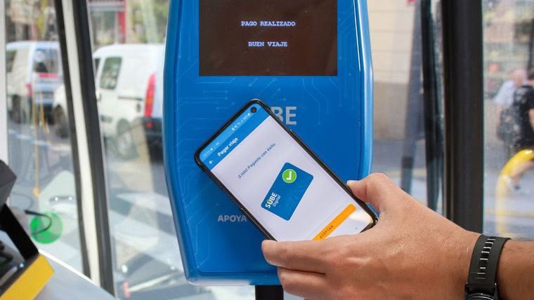 CÓMO PAGAR MENOS PARA VIAJAR EN COLECTIVO EN MENDOZA: LAS CLAVES PARA APROVECHAR SUBE, QR Y LAS BILLETERAS DIGITALES