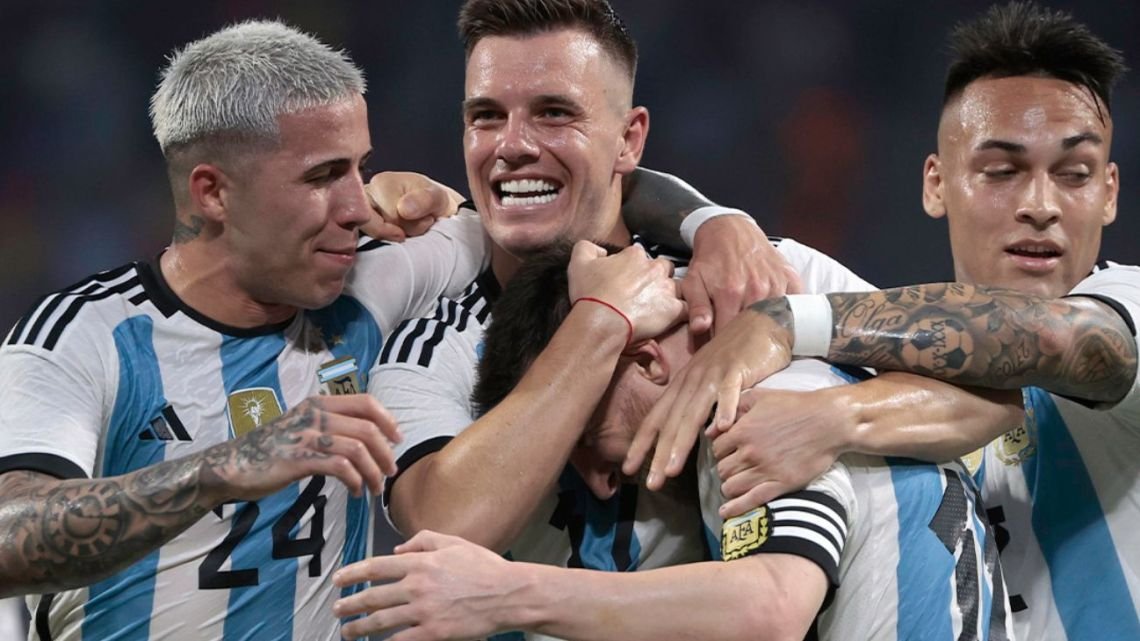 CON LA ILUSIÓN INTACTA: ARGENTINA SE PREPARA PARA DAR UN PASO MÁS HACIA LOS DIECISEISAVOS