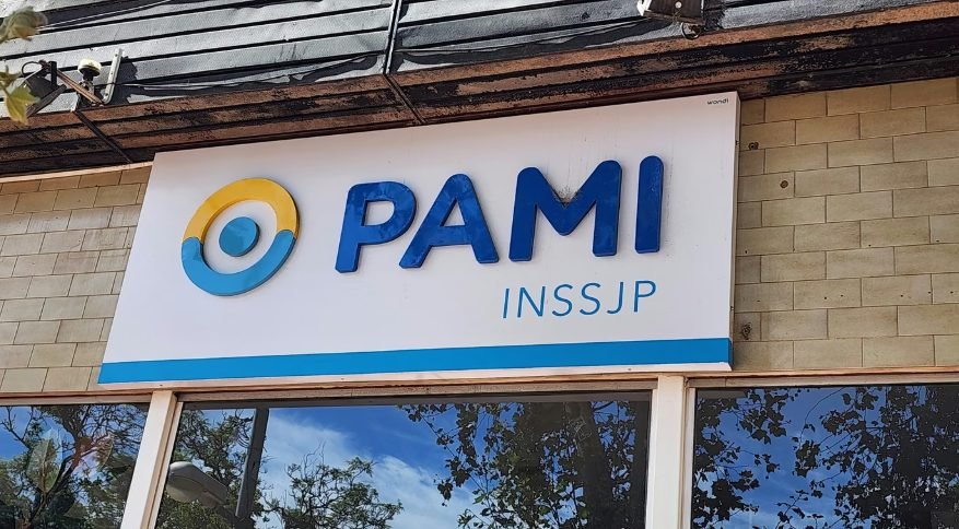 CRISIS EN PAMI MENDOZA: NUEVO PARO DE MÉDICOS Y YA SON MÁS DE 15 LOS PROFESIONALES QUE DEJARON LA OBRA SOCIAL