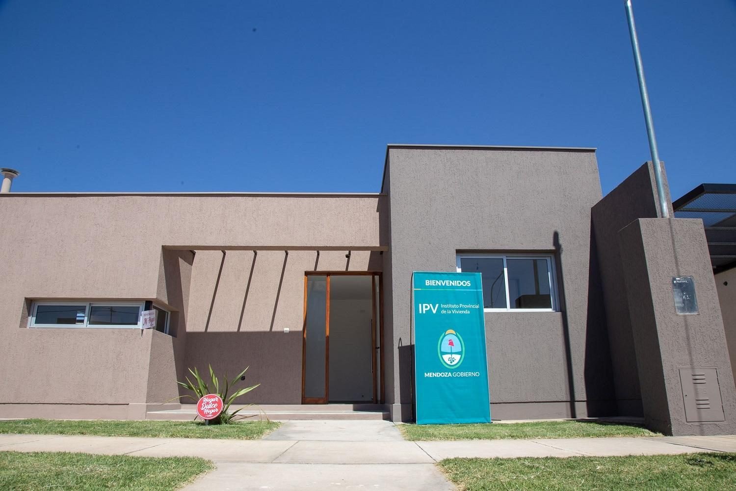 DEL SUEÑO DE LA CASA PROPIA A DEUDAS MILLONARIAS: EL DRAMA DE LOS CRÉDITOS DEL IPV EN MENDOZA