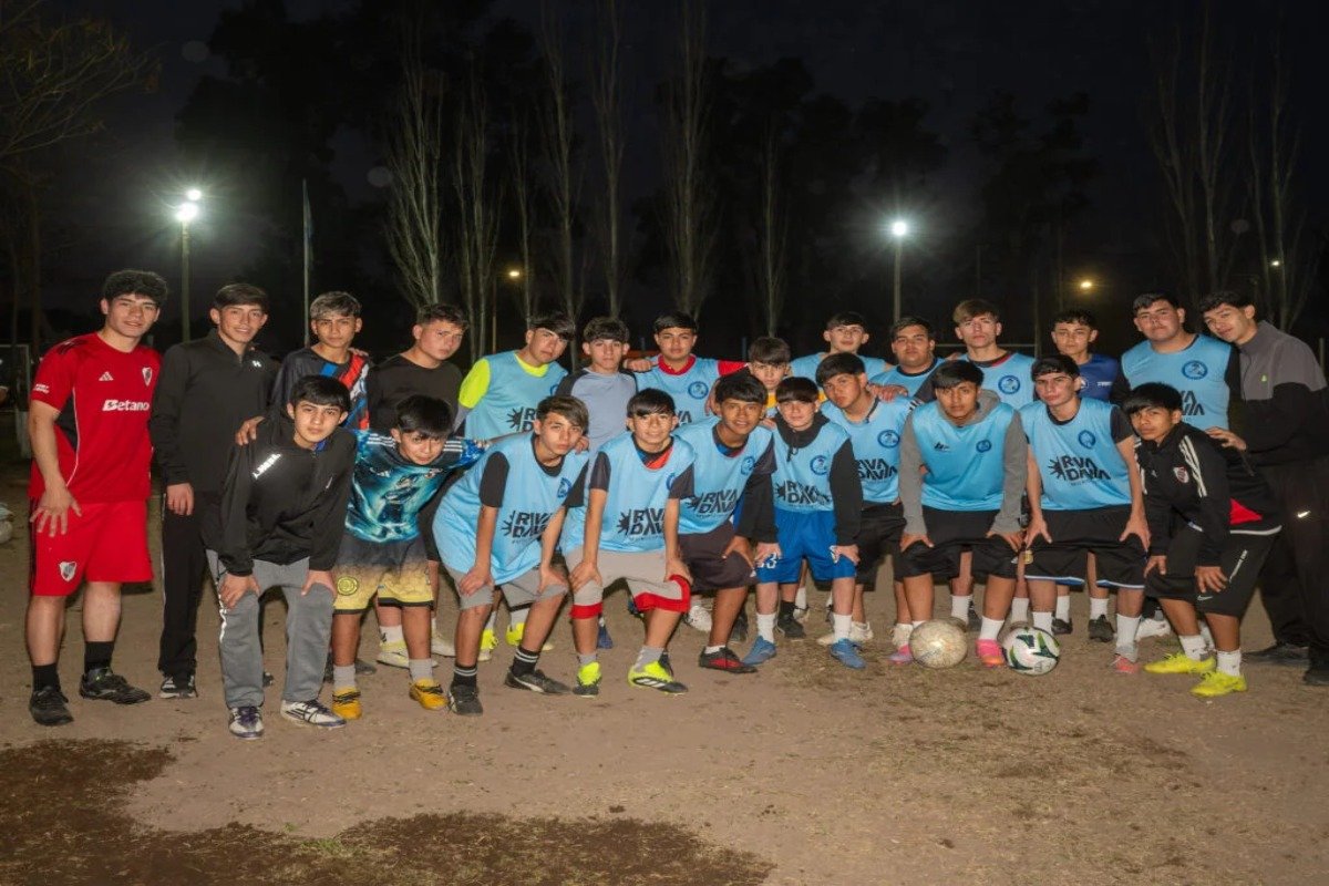 DEPORTE + EMPLEO: RIVADAVIA DESTINÓ $16 MILLONES PARA MEJORAR CLUBES DISTRITALES