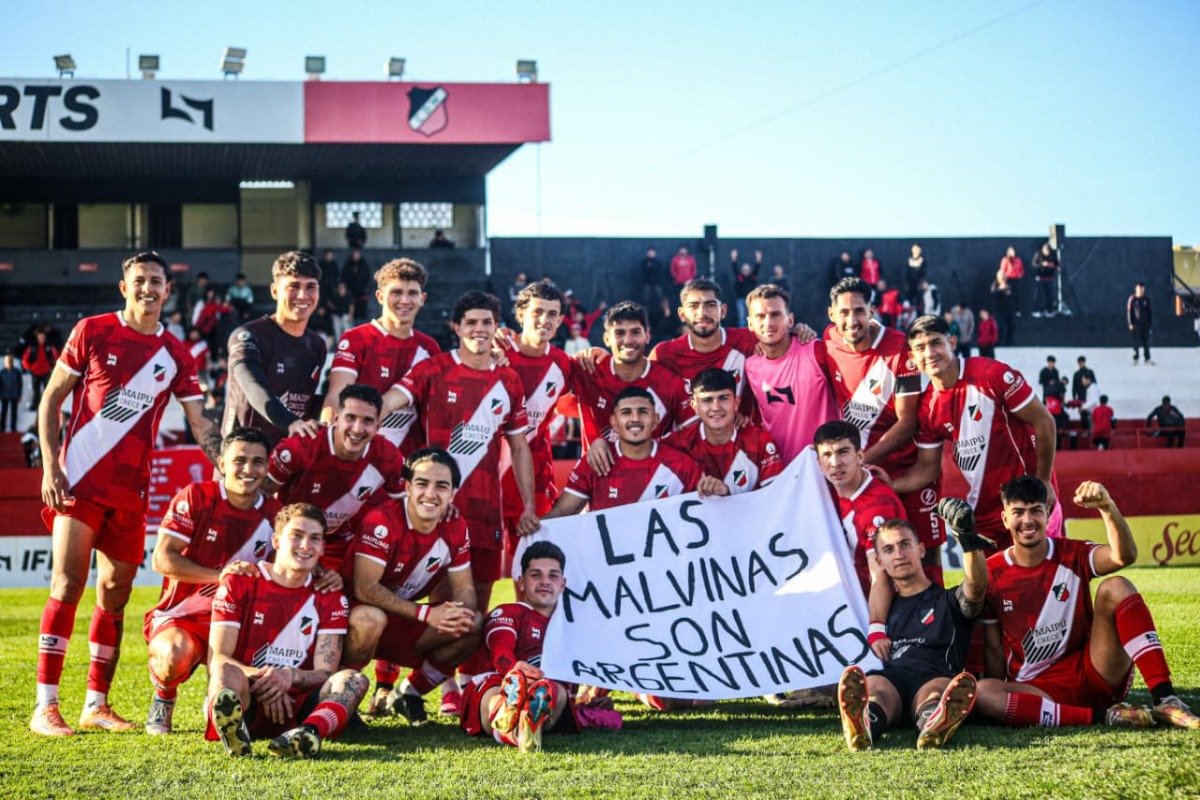 DEPORTIVO MAIPÚ GOLEÓ A ATLANTA Y SE METIÓ EN ZONA DE REDUCIDO