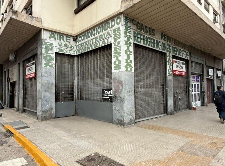 DOS AÑOS DE CAÍDA: EL EMPLEO FORMAL SIGUE RETROCEDIENDO MIENTRAS LA RECUPERACIÓN NO LLEGA AL BOLSILLO