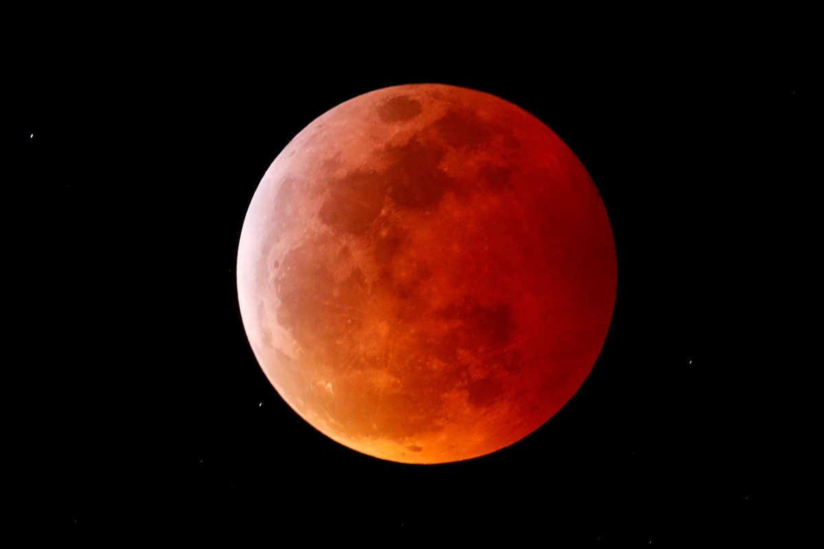 ECLIPSE LUNAR DE AGOSTO: LA “LUNA DE SANGRE” SE PODRÁ VER EN TODA LA ARGENTINA