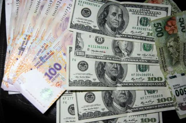EL DÓLAR MANTIENE LA TENSIÓN CAMBIARIA Y LOS MERCADOS SIGUEN DE CERCA SU EVOLUCIÓN