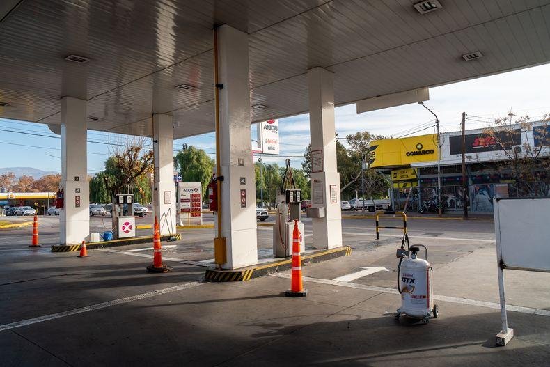 EL FRÍO OBLIGÓ A RESTRINGIR EL SUMINISTRO DE GNC EN MENDOZA PARA GARANTIZAR EL GAS EN LOS HOGARES
