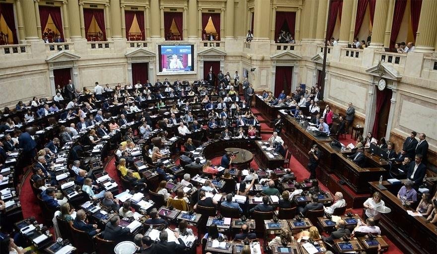 EL GOBIERNO CAMBIÓ DE ESTRATEGIA Y DARÁ QUÓRUM EN DIPUTADOS PARA DEBATIR EL ENDEUDAMIENTO FAMILIAR