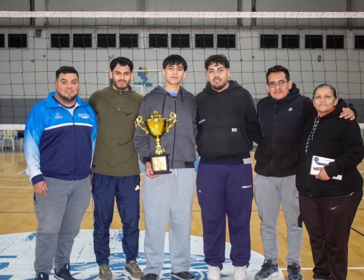 EL VÓLEY SE SUMÓ A LOS FESTEJOS POR LOS 176 AÑOS DE LA PAZ
