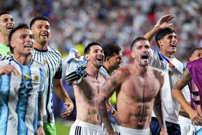 ESTAMOS EN SEMIFINALES: LA SCALONETA LE GANÓ 3-1 A SUIZA