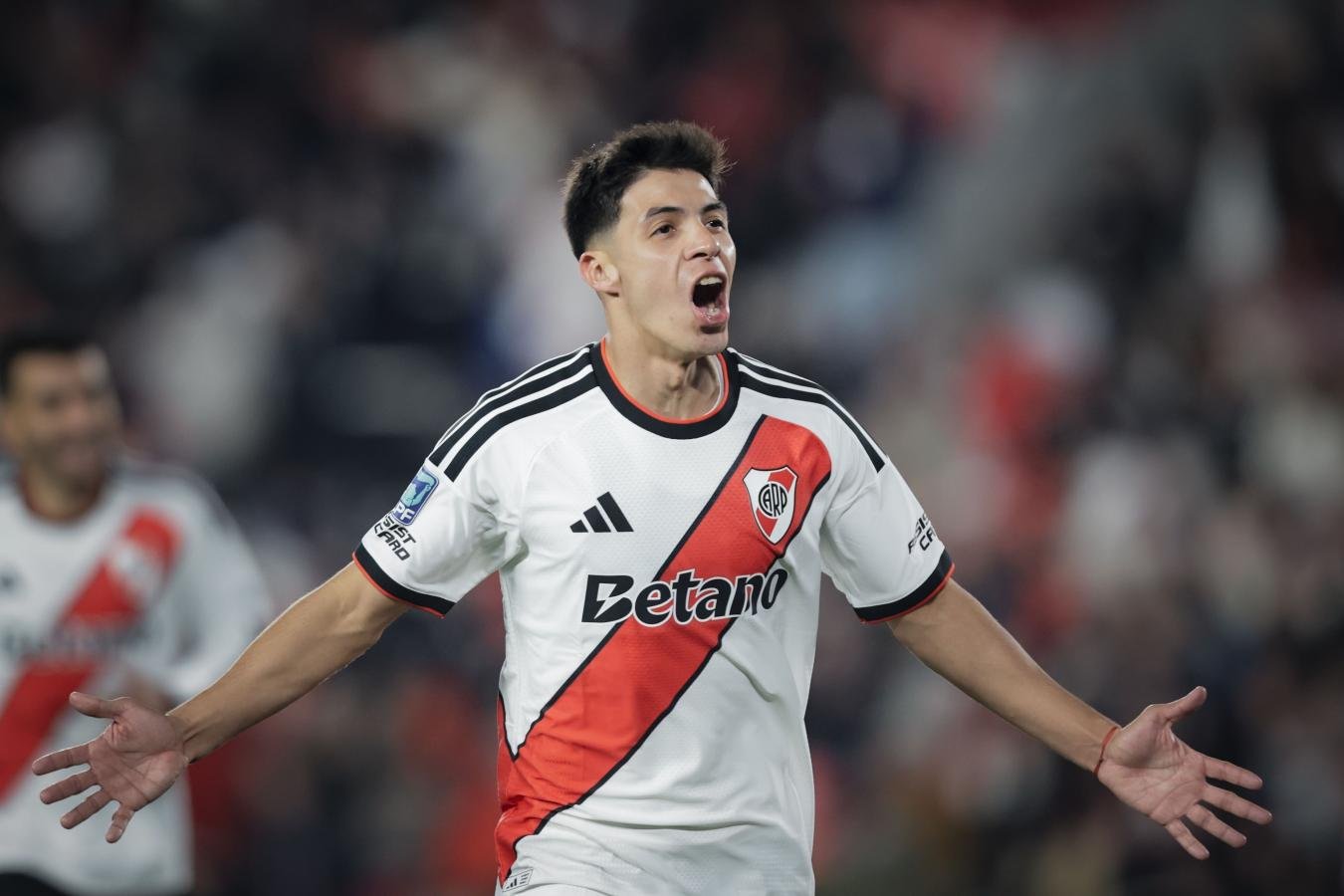 GALVÁN HIZO UN PARTIDAZO CONTRA LA LEPRA Y RIVER LE GANÓ 3-1 EN EL MONUMENTAL. MIRÁ LOS GOLES