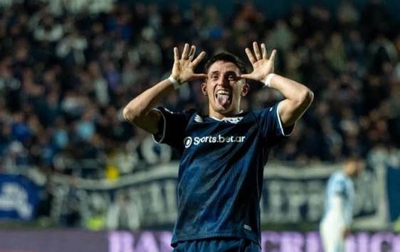 INDEPENDIENTE RIVADAVIA METIÓ UN TRIUNFAZO ANTE RACING EN EL BAUTISTA GARGANTINI Y SE PRENDE EN EL TORNEO CLAUSURA