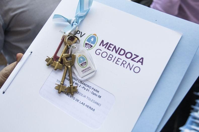 IPV EN MENDOZA: LA NUEVA LEY QUE PERMITIRÁ REGULARIZAR VIVIENDAS Y READECUAR DEUDAS