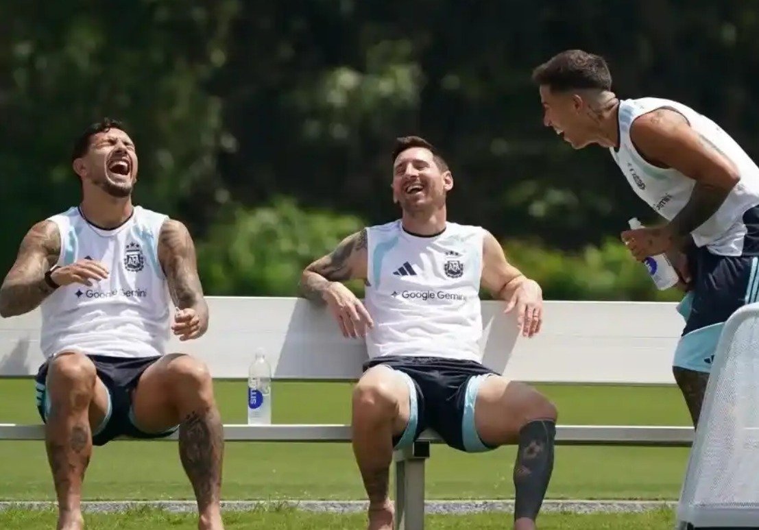 LA SCALONETA YA PIENSA EN ESPAÑA: PRIMER ENTRENAMIENTO CON LA FINAL EN LA CABEZA