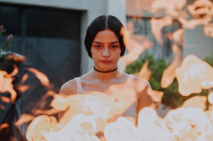 LA VIRGEN DE LA TOSQUERA: LOS OSCUROS CUENTOS DE MARIANA ENRÍQUEZ COBRAN VIDA EN LA PANTALLA