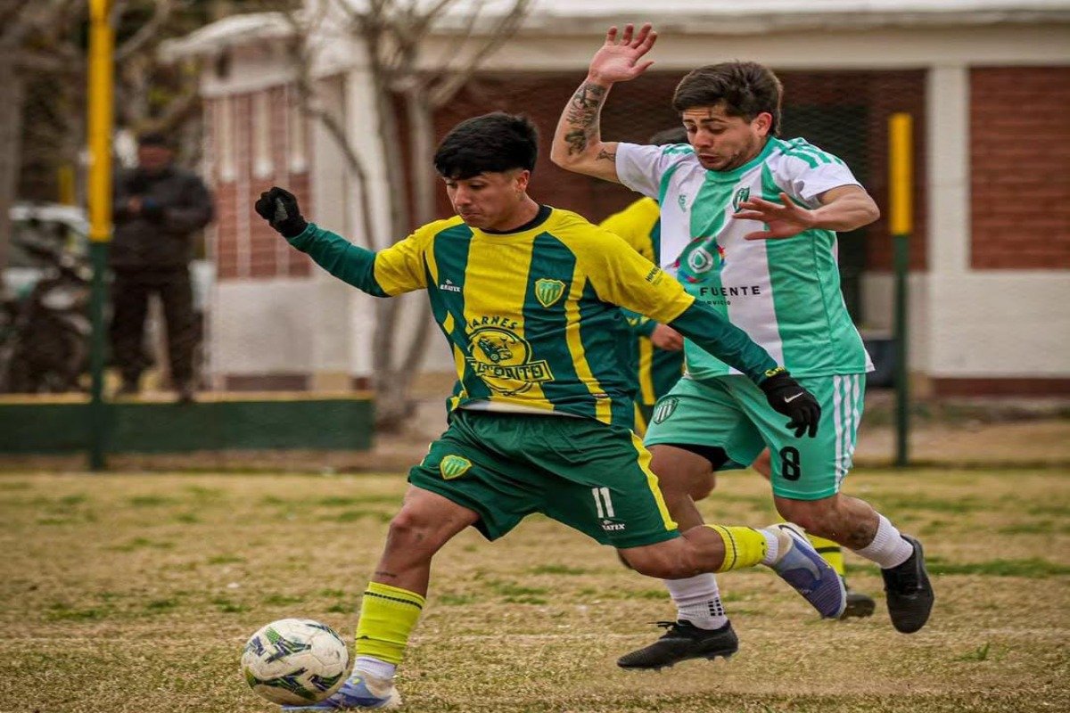 LIGA RIVADAVIENSE: ANDRADE, JUVENTUD DE LA PAZ Y LA FLORIDA SIGUEN CON PUNTAJE PERFECTO