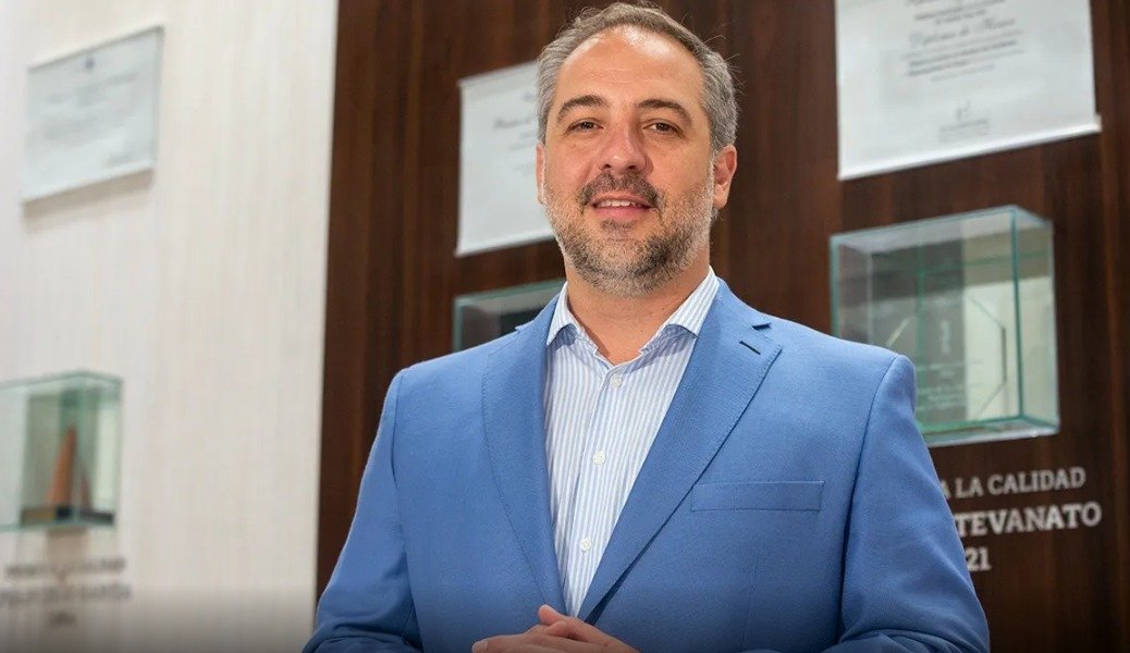 MAIPÚ RECORTÓ EL 20% DE LOS CARGOS POLÍTICOS Y CONGELÓ LOS SUELDOS DE LOS FUNCIONARIOS