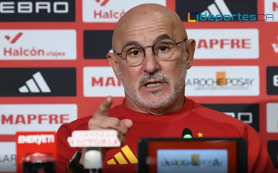 "ME HACE UNA ILUSIÓN TREMENDA JUGAR LA FINAL CONTRA ARGENTINA": PIROPOS DEL DT ESPAÑOL PARA LA SCALONETA ANTES DE LA FINAL