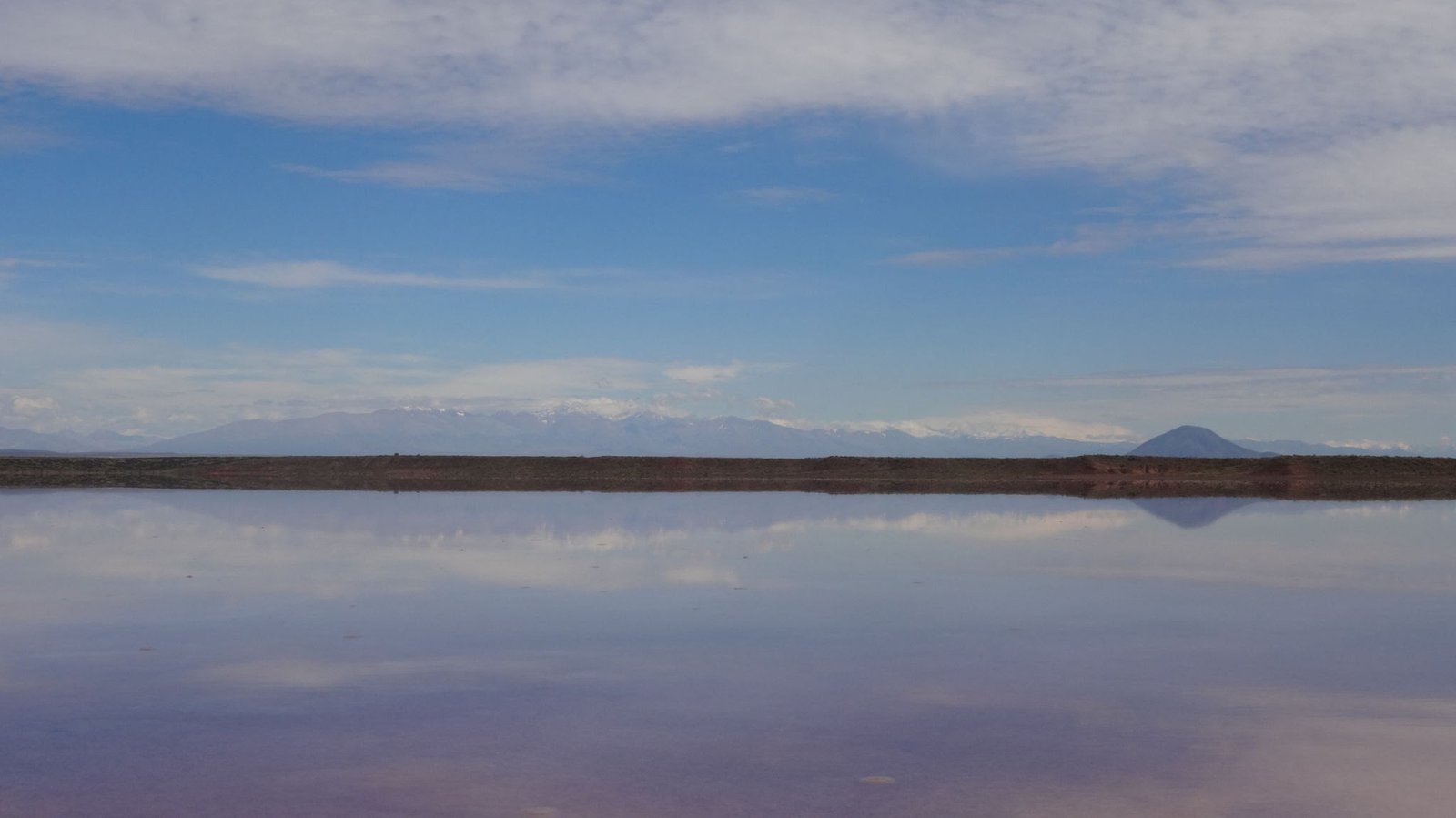 MENDOZA EVALÚA LA RATIFICACIÓN LEGISLATIVA PARA UN AMBICIOSO PROYECTO DE EXPLORACIÓN DE LITIO