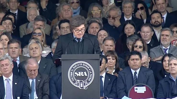 MILEI PROMETIÓ "LIBERAR" AL CAMPO EN LA RURAL, PERO SIN ANUNCIOS CONCRETOS DE PESO