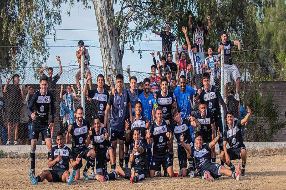 MONTECASEROS GOLEÓ 3-0 A LA LIBERTAD Y SE AFIRMA EN LA PELEA POR LA CLASIFICACIÓN