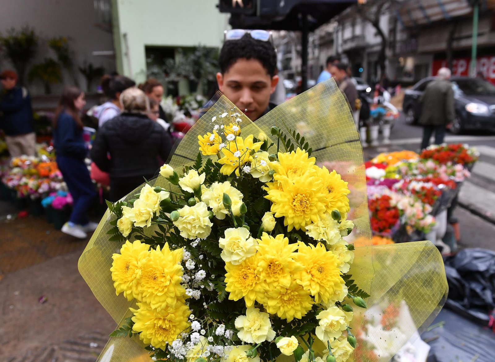 ¿NO TE REGALARON FLORES AMARILLAS EL 21 DE SEPTIEMBRE? ESTO ES LO QUE SIGNIFICA