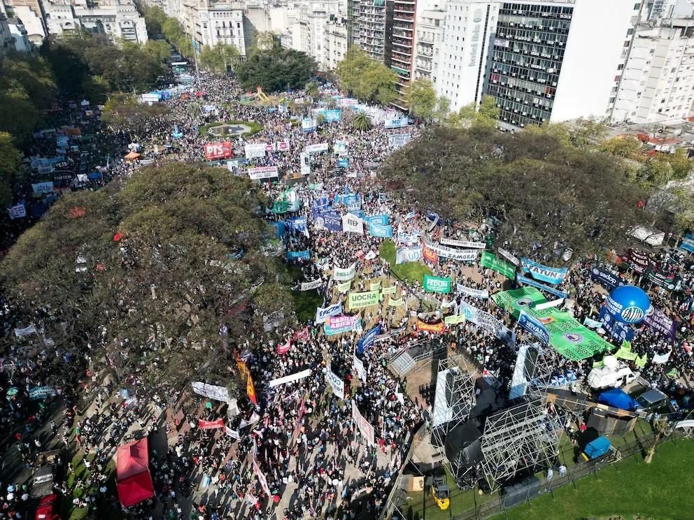 PRESUPUESTO 2027: EL GOBIERNO BUSCA VOTOS MIENTRAS CRECE LA TENSIÓN POR DISCAPACIDAD Y UNIVERSIDADES