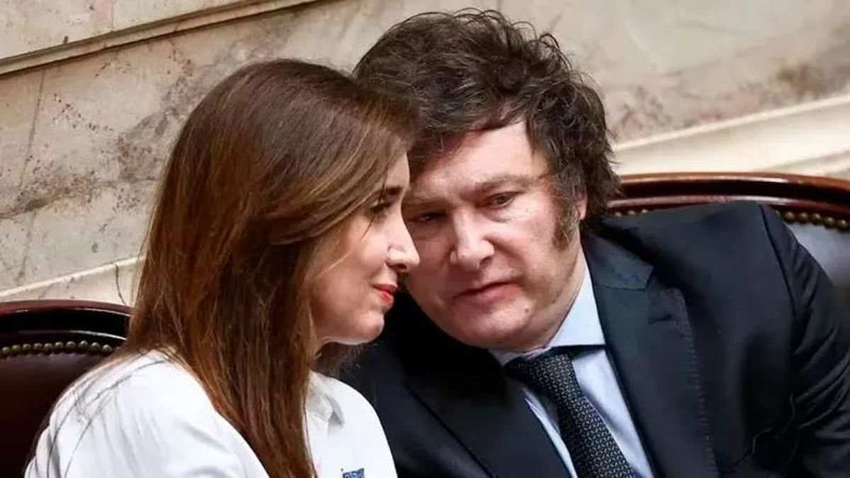 "QUE DÉ UN PASO AL COSTADO": SANTILLI LE PIDIÓ LA RENUNCIA A VILLARRUEL EN EL MOMENTO DE PEOR IMAGEN DEL GOBIERNO