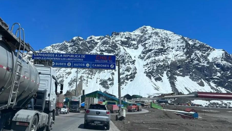 REABRE EL PASO A CHILE: DESDE LAS 9 SE PODRÁ CRUZAR POR EL CRISTO REDENTOR