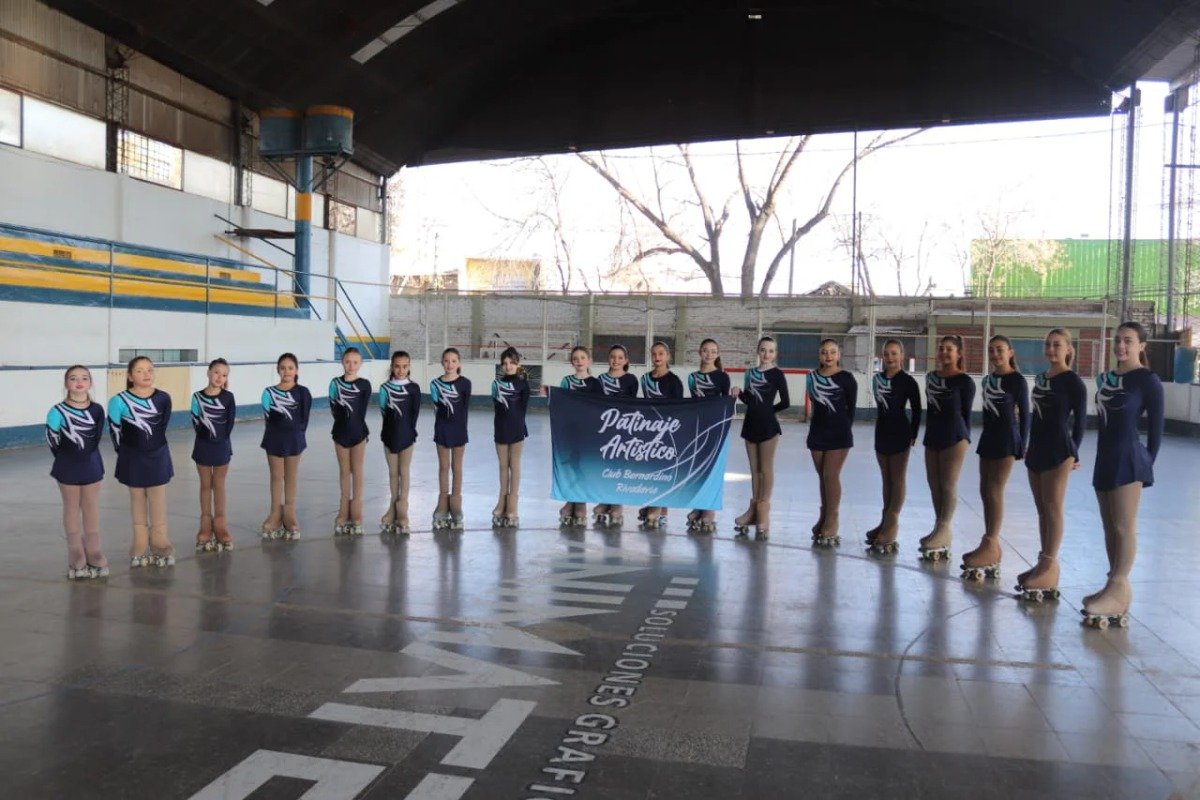 RIVADAVIA APUESTA EN GRANDE: 19 PATINADORAS DEL CLUB BERNARDINO RIVADAVIA BUSCARÁN LA CLASIFICACIÓN A LOS NACIONALES