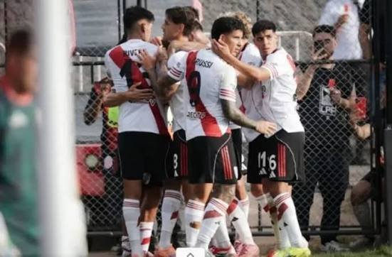 RIVER QUIERE DAR VUELTA LA PÁGINA Y ARRANCA EL CLAUSURA CON GANAS DE OLVIDAR EL PAPELÓN