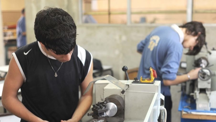 SE HAN PERDIDO 6.000 EMPLEOS REGISTRADOS Y 250 EMPLEADORES EN LO QUE VA DEL 2026 EN MENDOZA