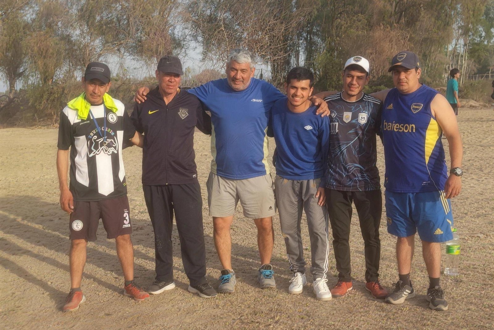 "SOÑAMOS CON UN CLUB DE FUTBOL EN CHIVILCOY". ENTRE VIÑAS Y TRABAJO SACRIFICADO, UN GRUPO DE PADRES CONSTRUYE FUTURO PARA LOS CHICOS