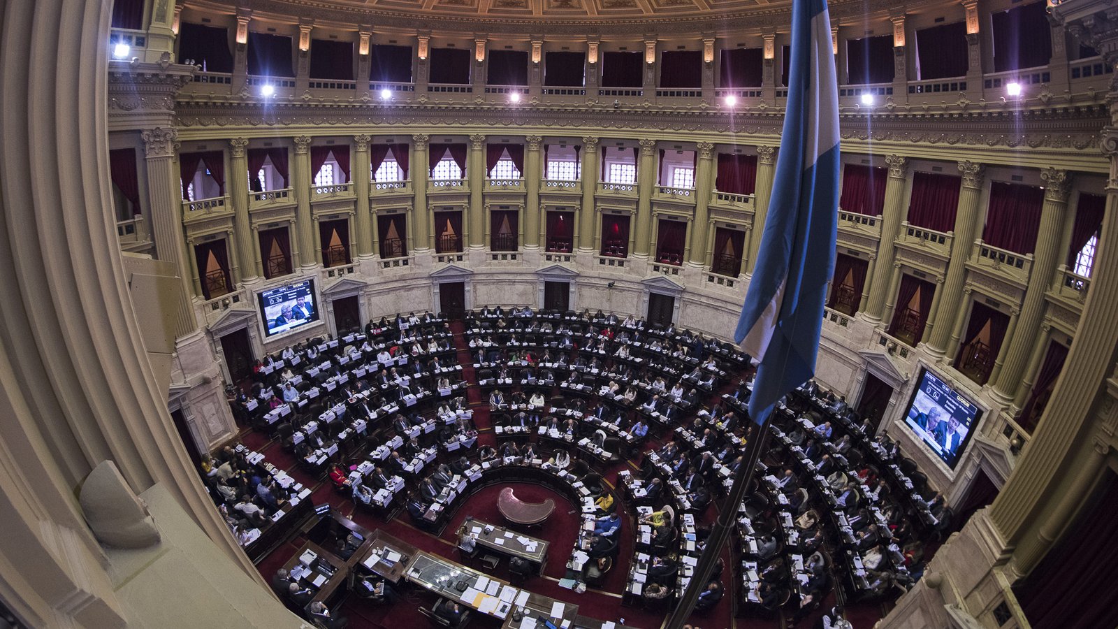 UN DIPUTADO MENDOCINO PIDE EXPLICACIONES POR LAS TASACIONES DE AYSA, INTERCARGO Y EL BELGRANO CARGAS