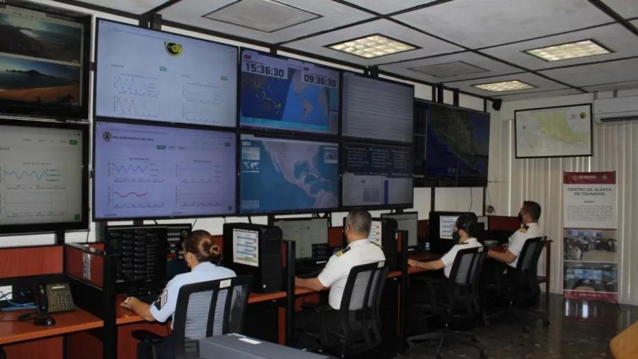 UN TERREMOTO DE MAGNITUD 7,4 SACUDIÓ EL SUR DE MÉXICO Y ACTIVÓ UNA ALERTA DE TSUNAMI