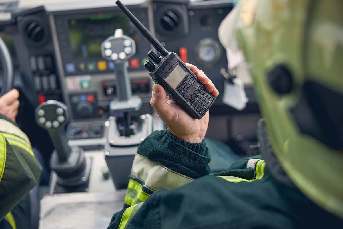 UNIFICAN EL SISTEMA DE COMUNICACIÓN PARA ACELERAR LA RESPUESTA ANTE INCENDIOS EN LA ZONA ESTE