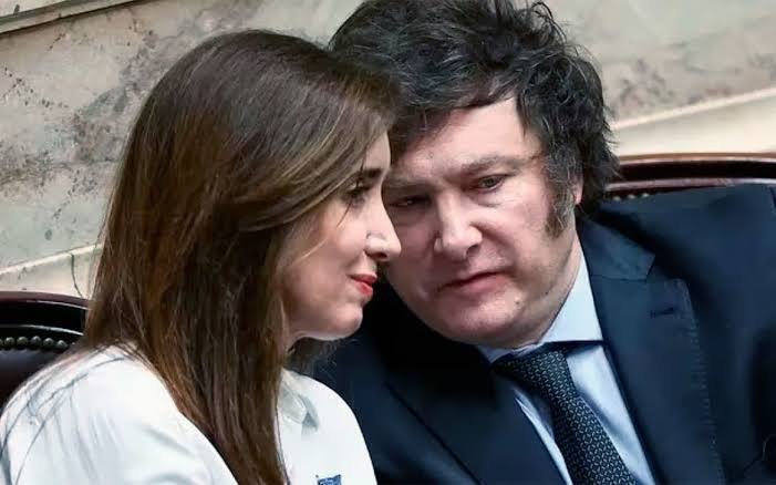VILLARRUEL LE ABRIÓ LA PUERTA A ANABEL FERNÁNDEZ SAGASTI PARA VOTAR DE FORMA REMOTA EN EL SENADO